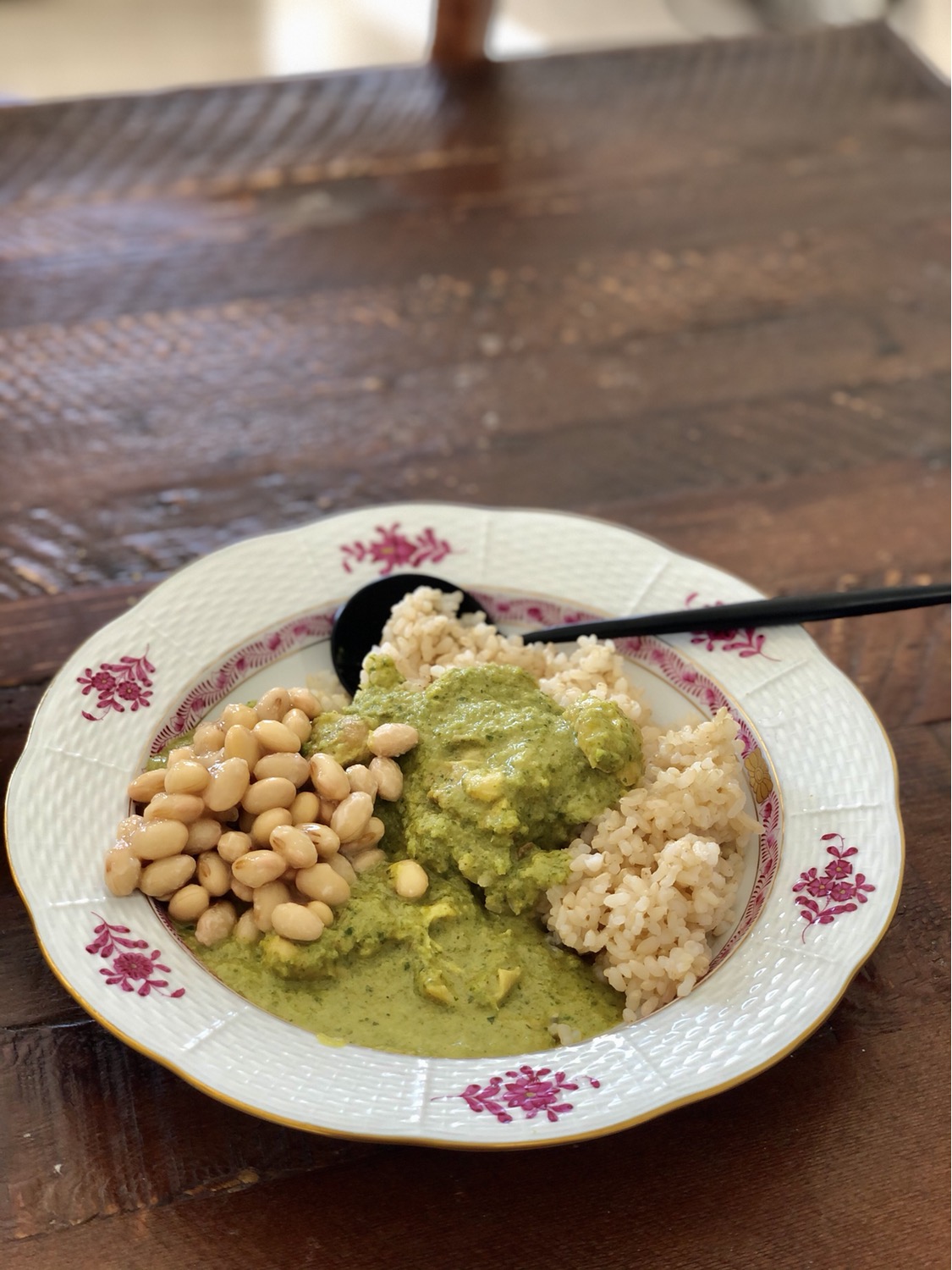 今日のお昼はグリーンカレー