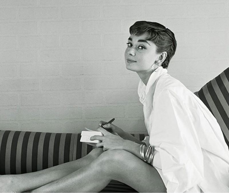 オードリー・ヘプバーン120点のファッション写真展@京都大丸6F