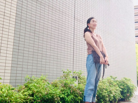 夏にスエードファッション