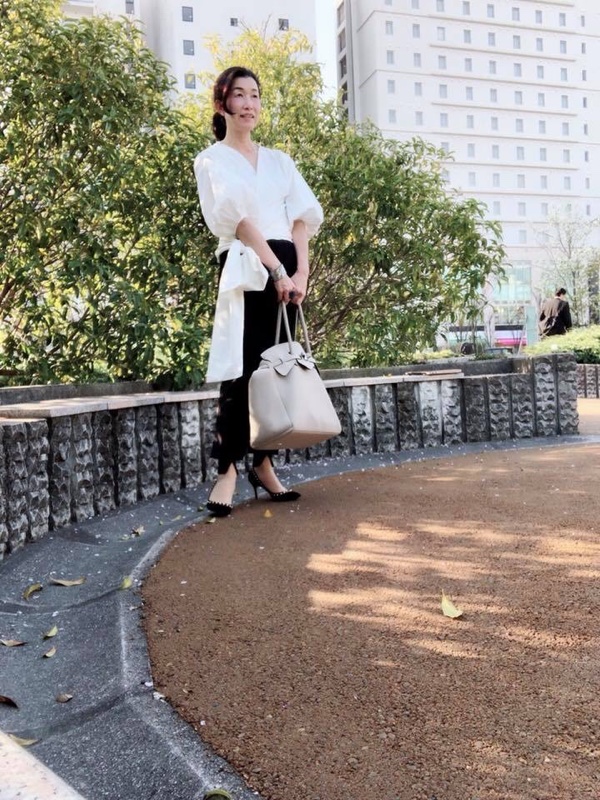 シンプル配色  Black × White