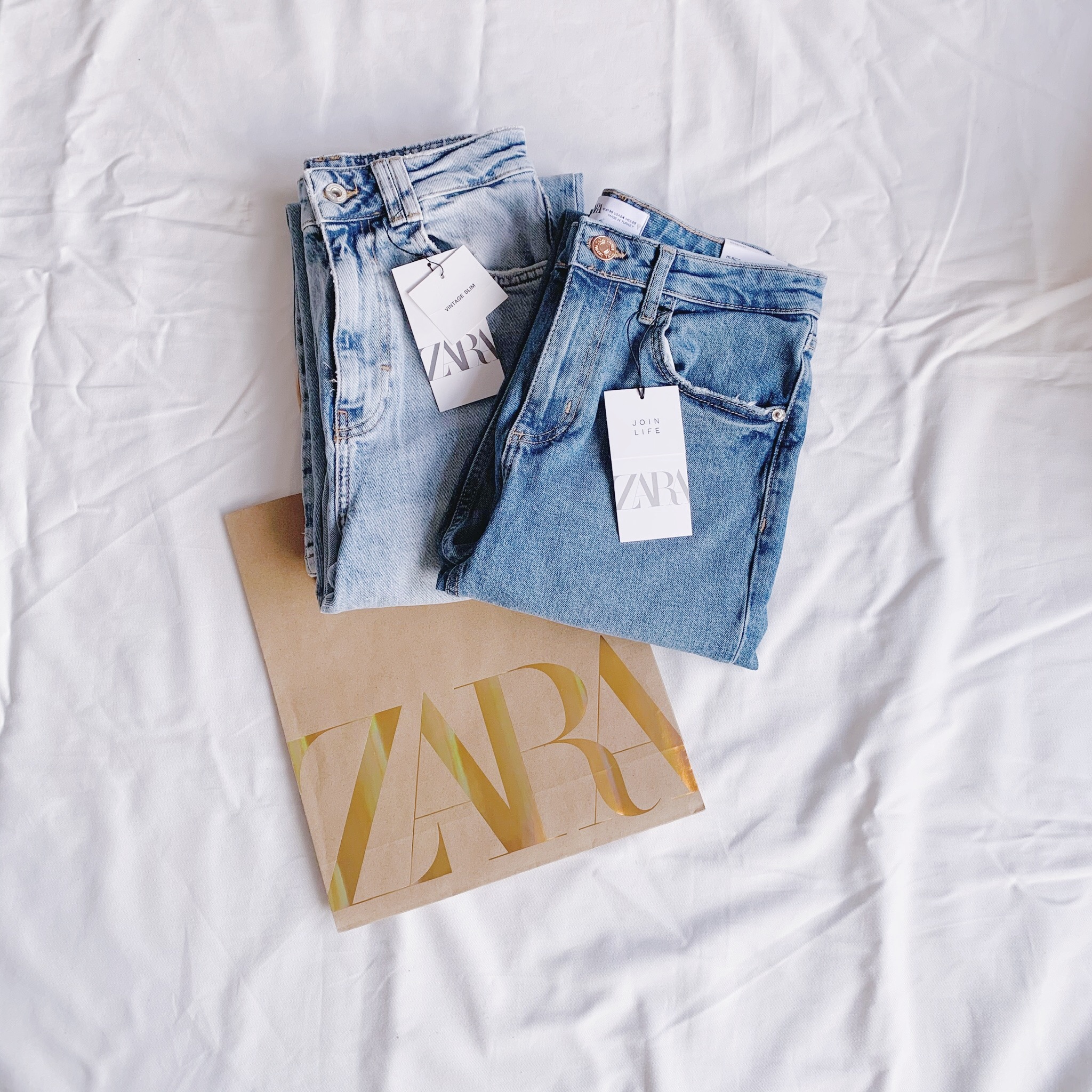 【まだ寒いけれど春を感じるファッションPart1】