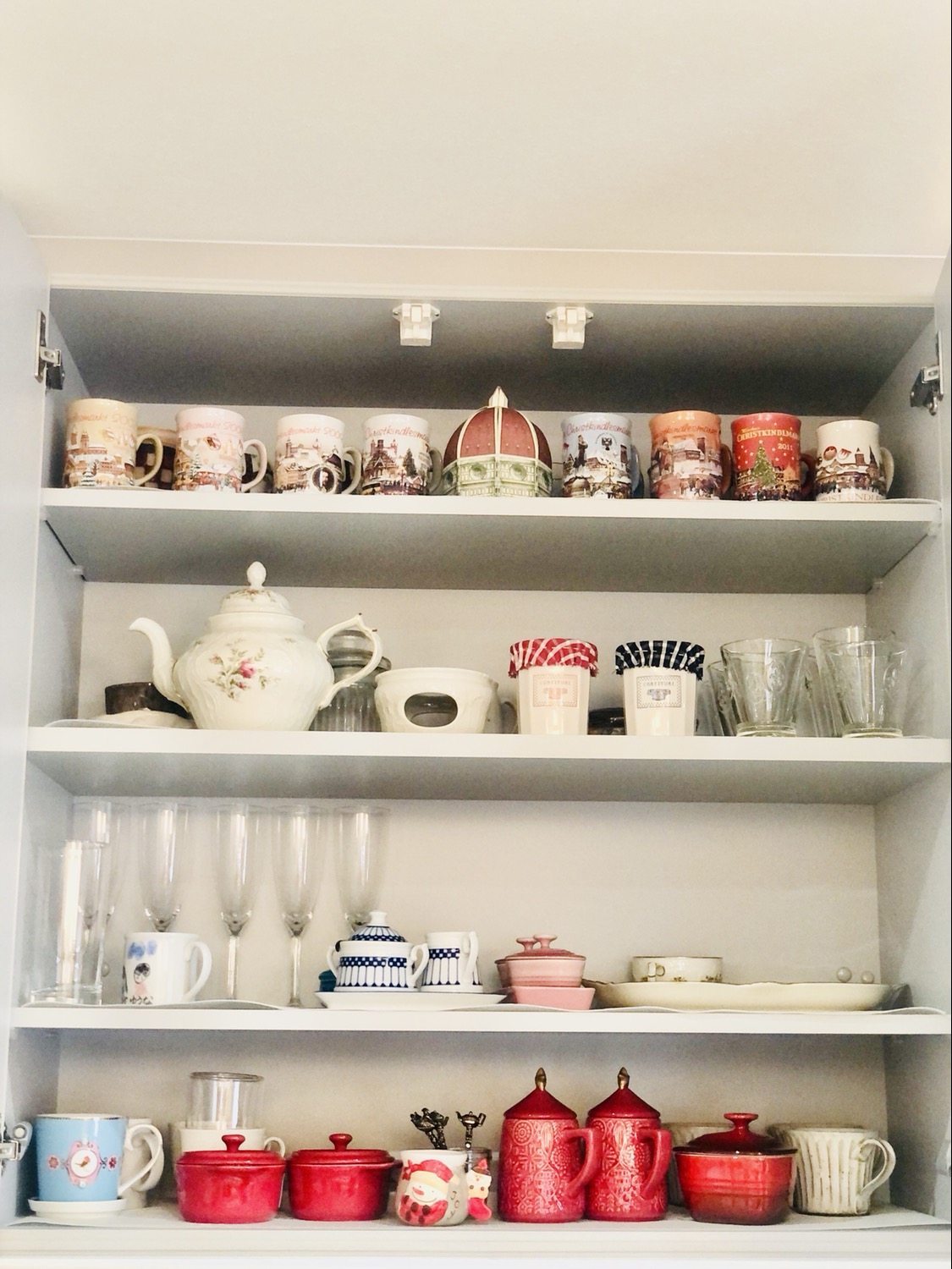 ステキなおうちでケーキ持ち寄りお茶会☕️