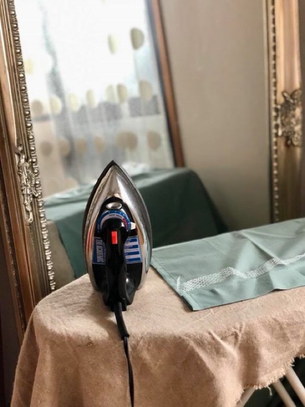 くすんだグリーンのインテリア