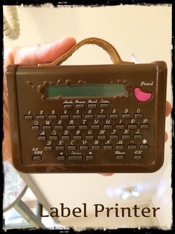 手の平サイズのラベルプリンター