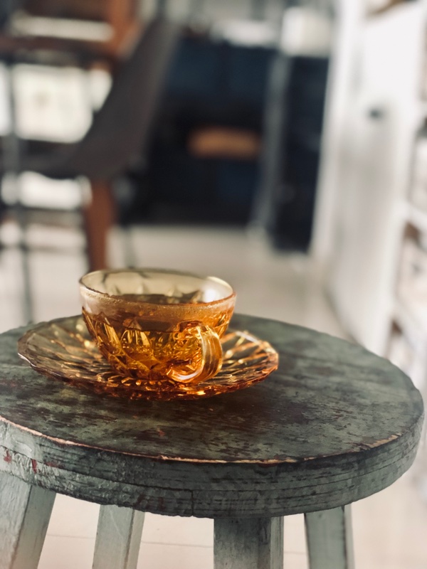 琥珀色のカップ