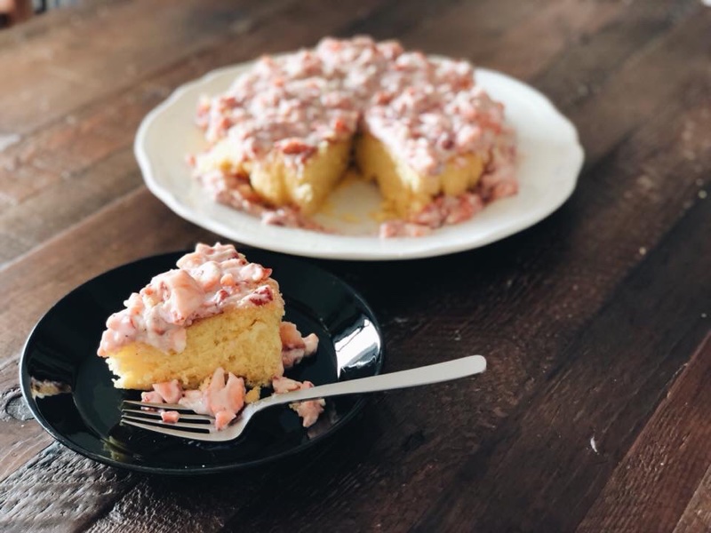 いちごミルクチョコがけケーキ