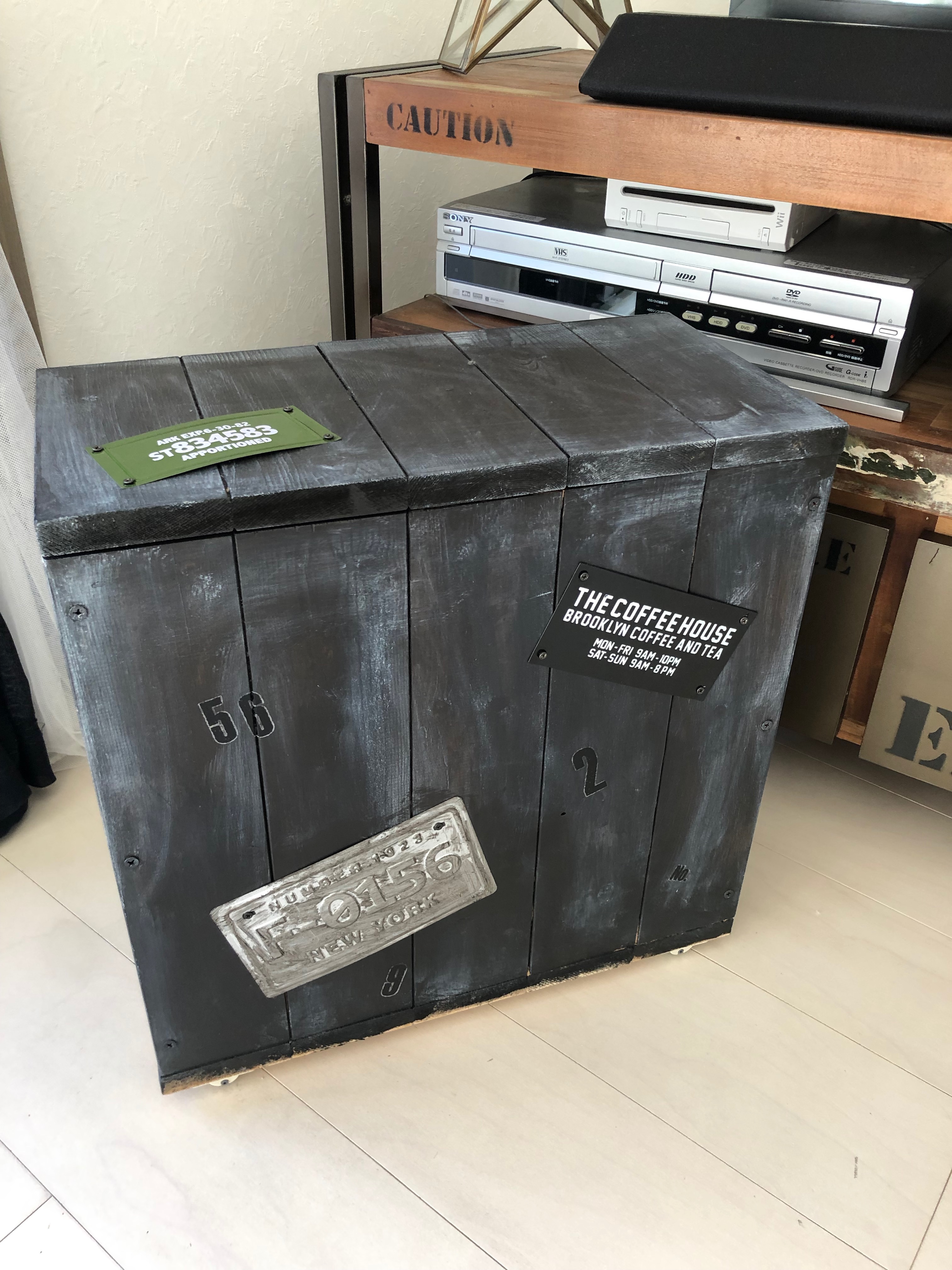 100円ショップ商品：ラクラクピタッと！キャスター