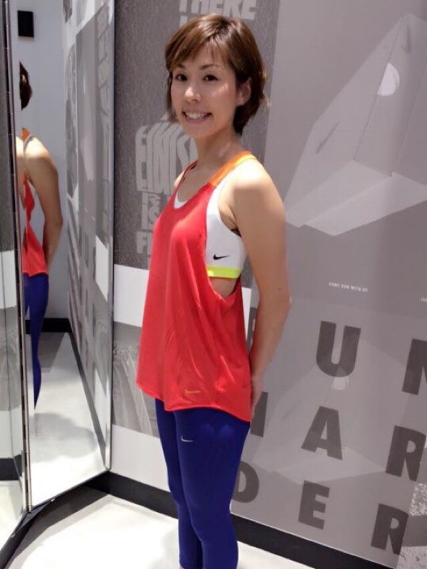 同行ショッピング:元気カラーとナチュラルファッション