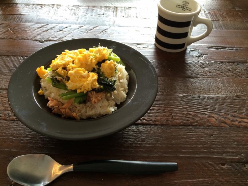 小松菜＋じゃこ＋鮭＋卵丼