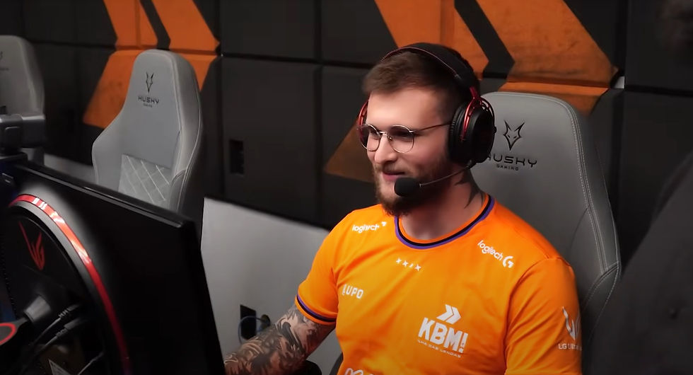 Imagem retirada e adaptada de: KABUM ESPORTS. GOAT ESTÁ DE VOLTA?! - Vlog KaBuM! IDL #05. YouTube, 21 abr. 2024. Disponível em: https://www.youtube.com/watch?v=e21eWIE_Kx0&t=307s. Acesso em: 23 abr. 2025.
