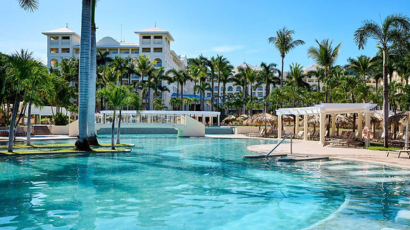 Guacamaya Adventures | RIU Palace & Guanacaste Stays
