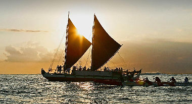 The HÅkÅ«leÊ»a (Hawaiian Voyaging Canoe)