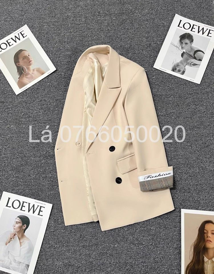 Hình thu nhỏ: Áo Blazer tay lỡ phối chữ - Màu hồng nhạt