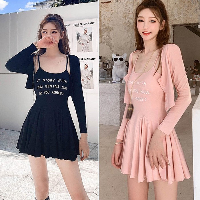 Áo hai dây và chân váy xếp ly