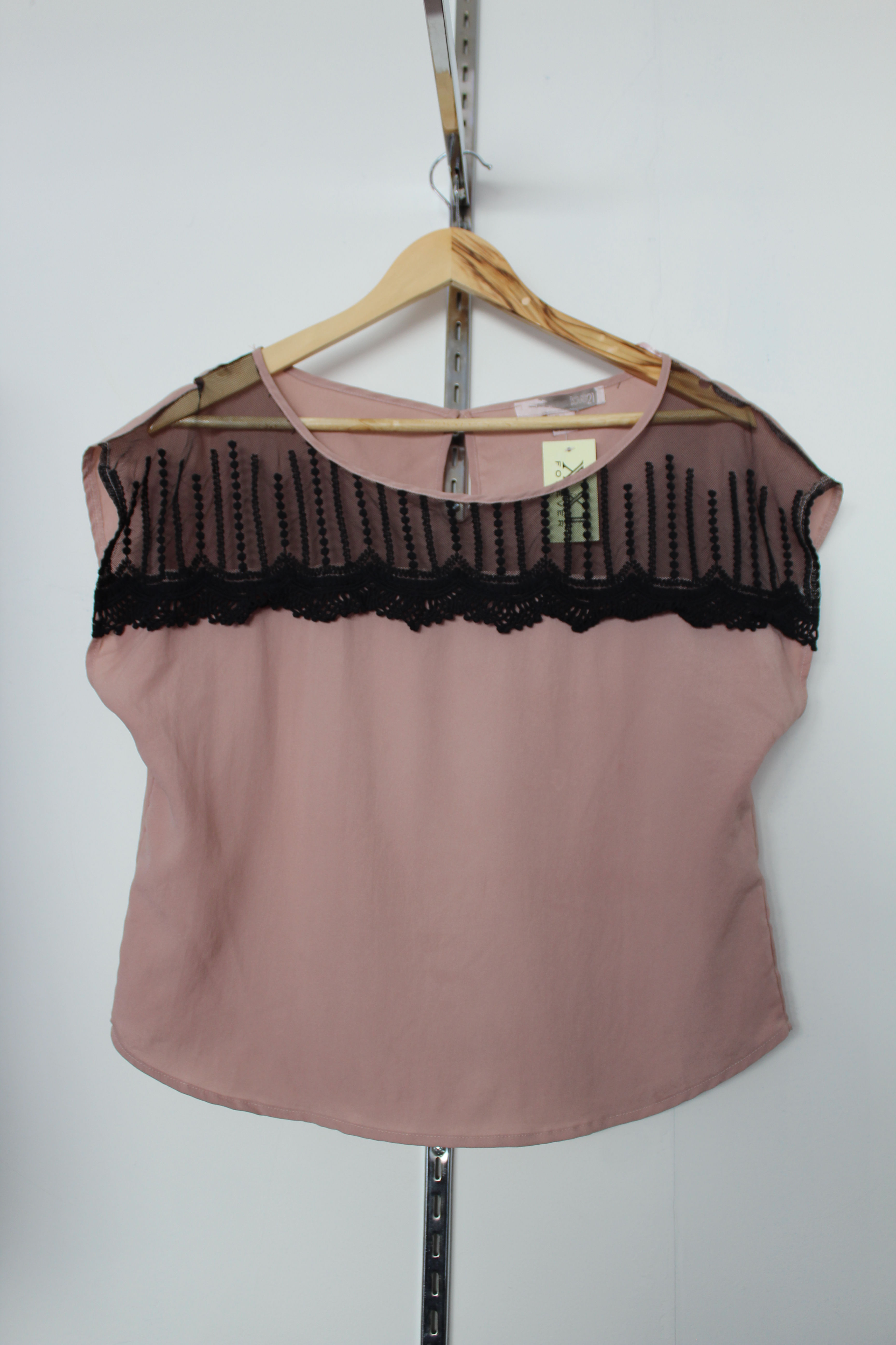 Blusa con encaje