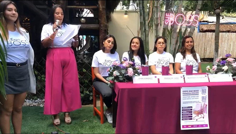 Dando la bienvenida a los medios de comunicación presentes en la rueda de prensa de She Boss.