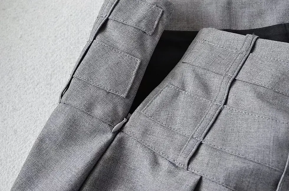 Thumbnail: Casual High-Waist Belt Pleated Skirt