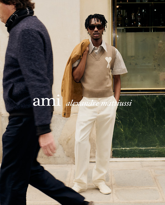 Look09_006-V2.jpg