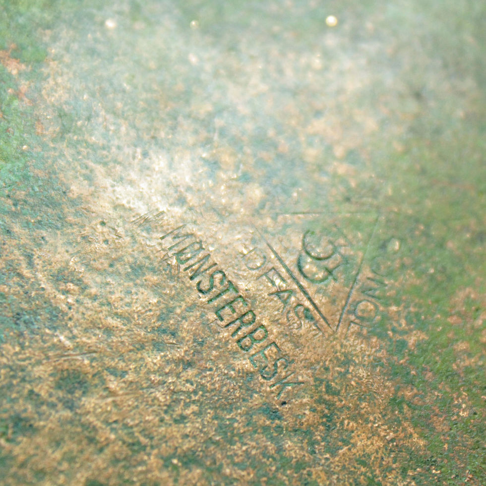 Thumbnail: Markings: Stamped "Tura Mønsterbeskyttet 33"