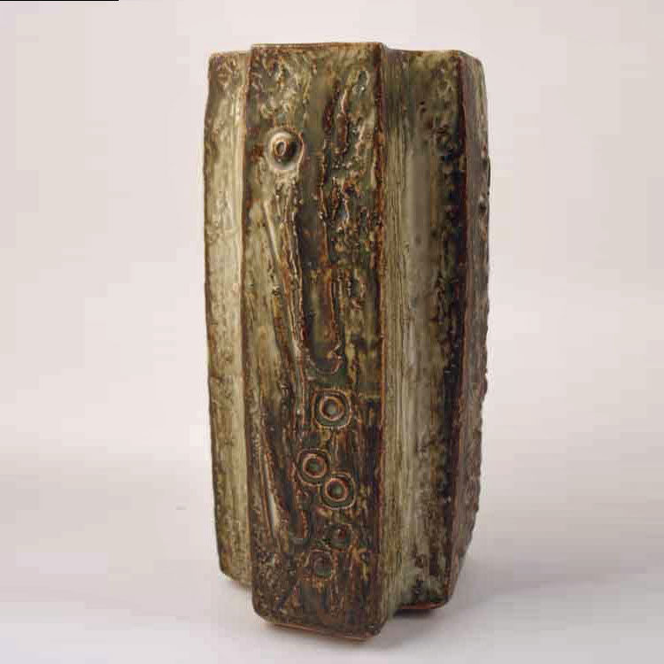 Miniaturbild: from the side: Jørgen Mogensen: Post-Royal Copenhagen Sculptural Stoneware Vase (Model F359)
