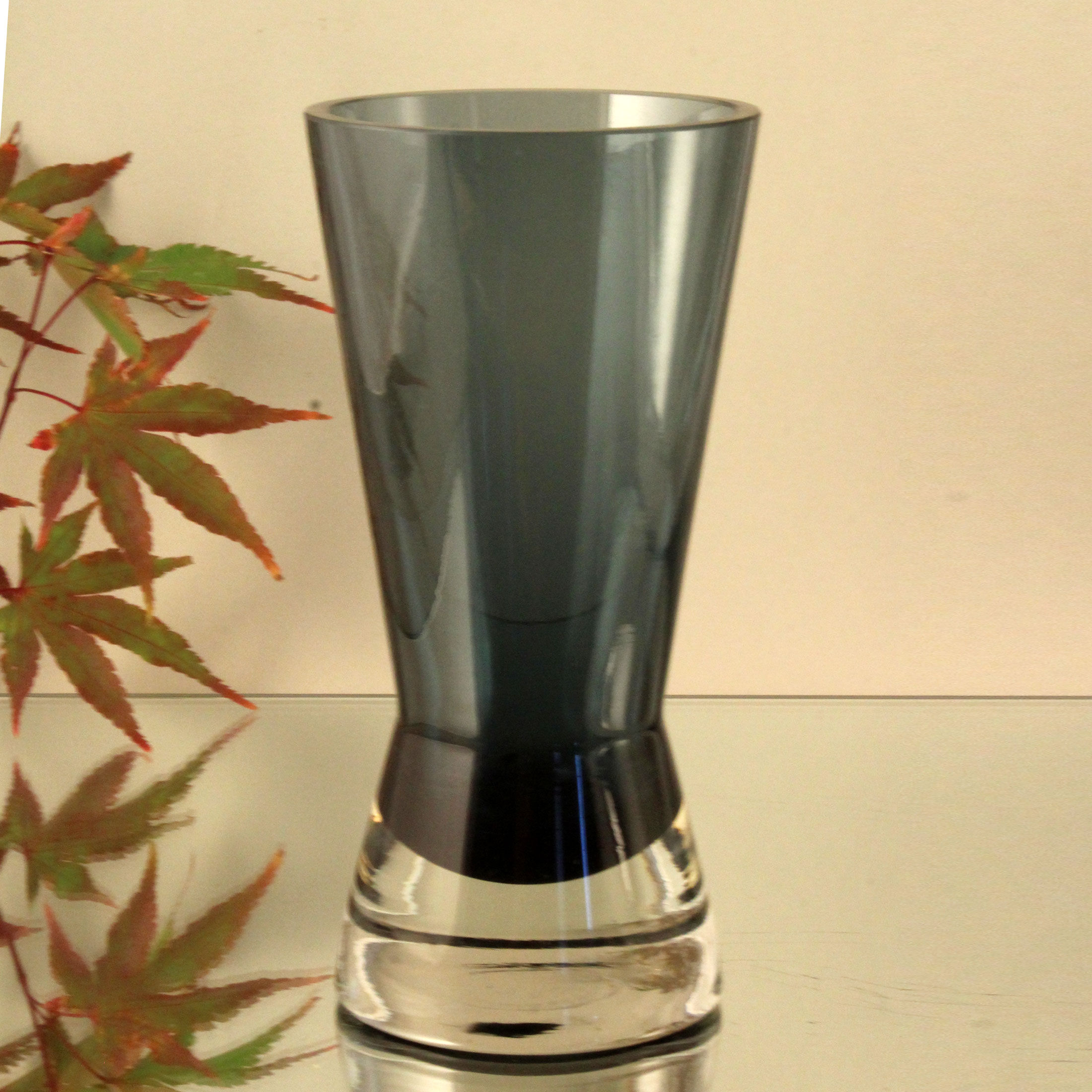 Tamara Aladin, Lasi Riihimaki, Finland. Art Glass Vase