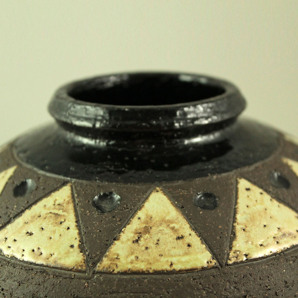 Miniaturbild: Close up on the rim