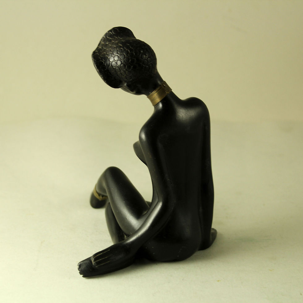 Miniaturbild: Back. Leopold Anzengruber African Woman Sculpture