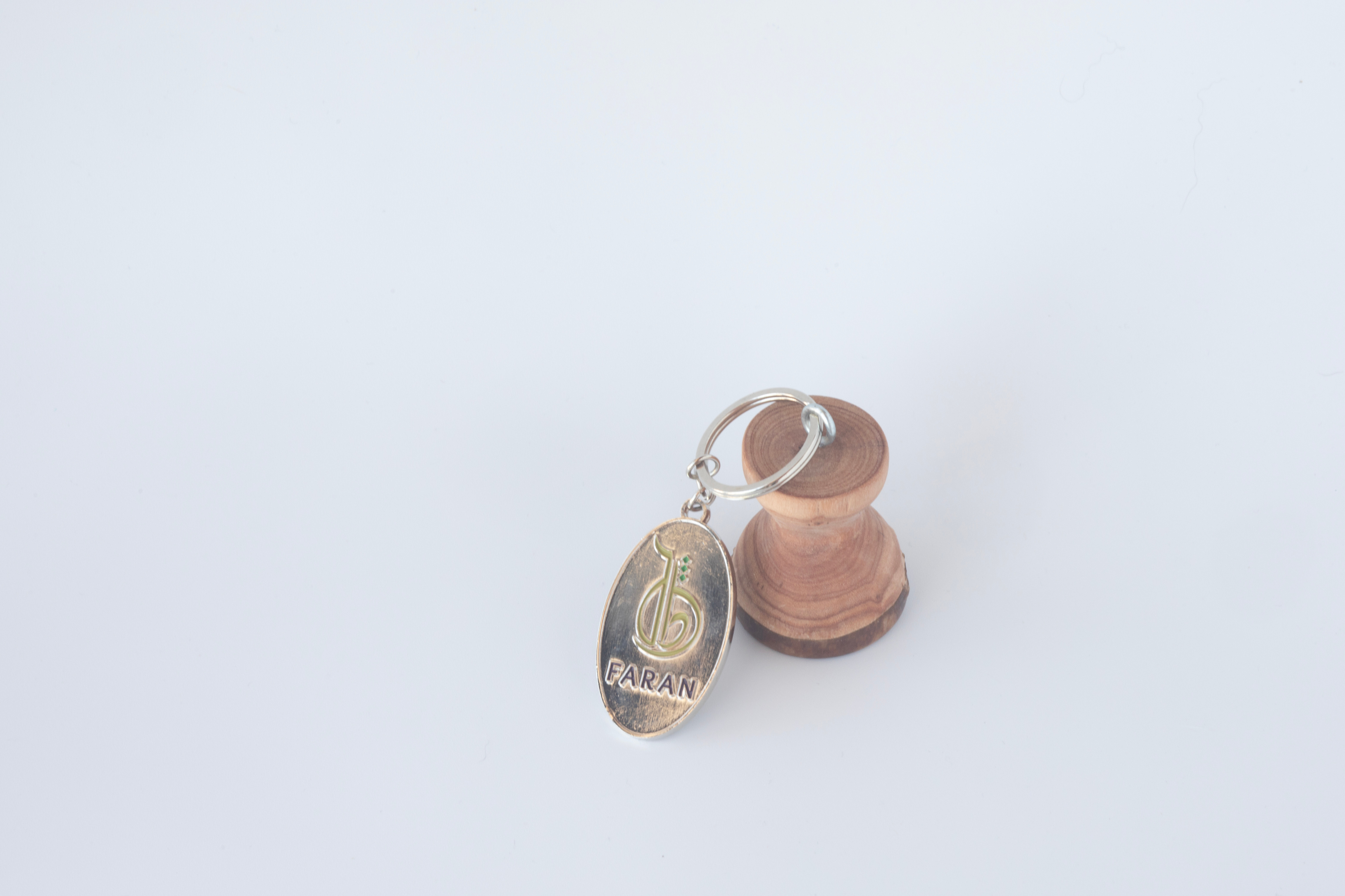 FARAN Keychain with handmade, wooden drum