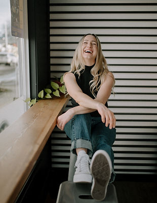 Jen-Brown-Kamloops-Brand-Photography-Meet-Pepper-5.jpg