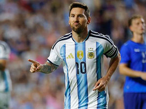 L’Argentina chiude la preparazione con una solida vittoria per 3-0 contro l’Islanda!