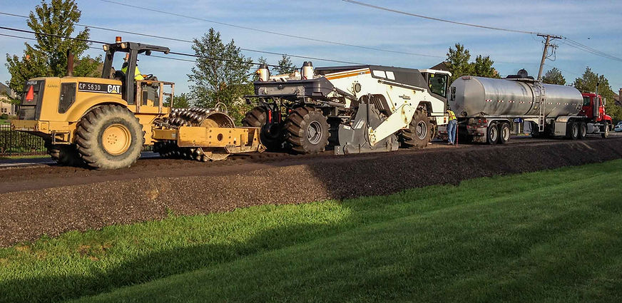 Packer-Reclaimer-Water Truck_IMG_0653.jpg