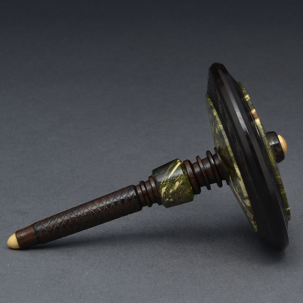 Thumbnail: Spin Top on "Star" Ornamental Spin Station