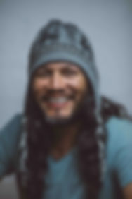 Bild Adrian vela young Kopie.jpg