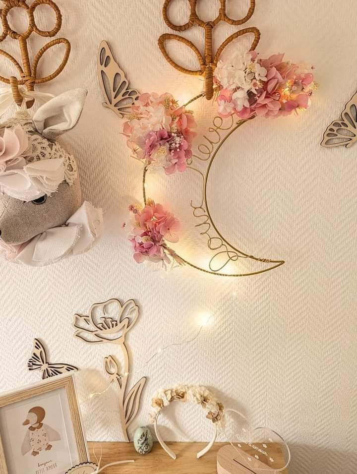 Couronne fleurs séchées forme nuage