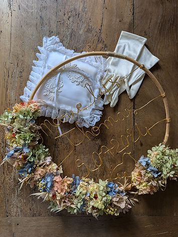 couronne-murale-de-fleurs-séchées