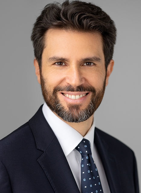 Isaac Paonessa is a London, Ontario divorce lawyer, serving St. Thomas, Woodstock, Stratford, Grand Bend, Sarnia and Petrolia