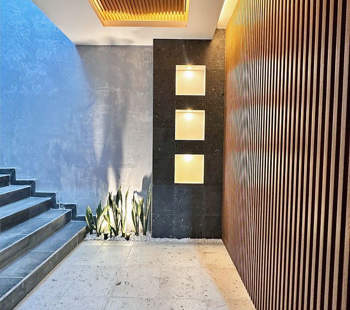 IMG_5349 (1)_edited.jpg