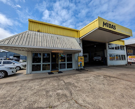Midas store prior to painting