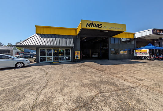 Midas store after painting