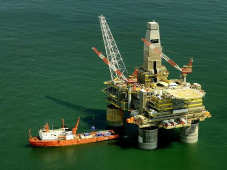 कच्चा तेल गिरावट के साथ 80 डॉलर से नीचे, यूरोप में महामारी को लेकर नई आशंकाओं से दबाव