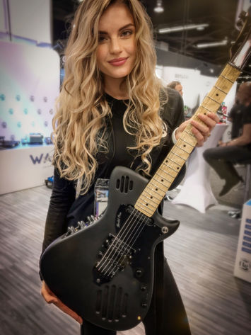 self amplified guitars california