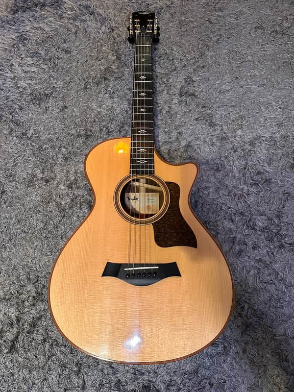 Thumbnail: Taylor 712ce 12-Fret with V-Class Bracing - Natural