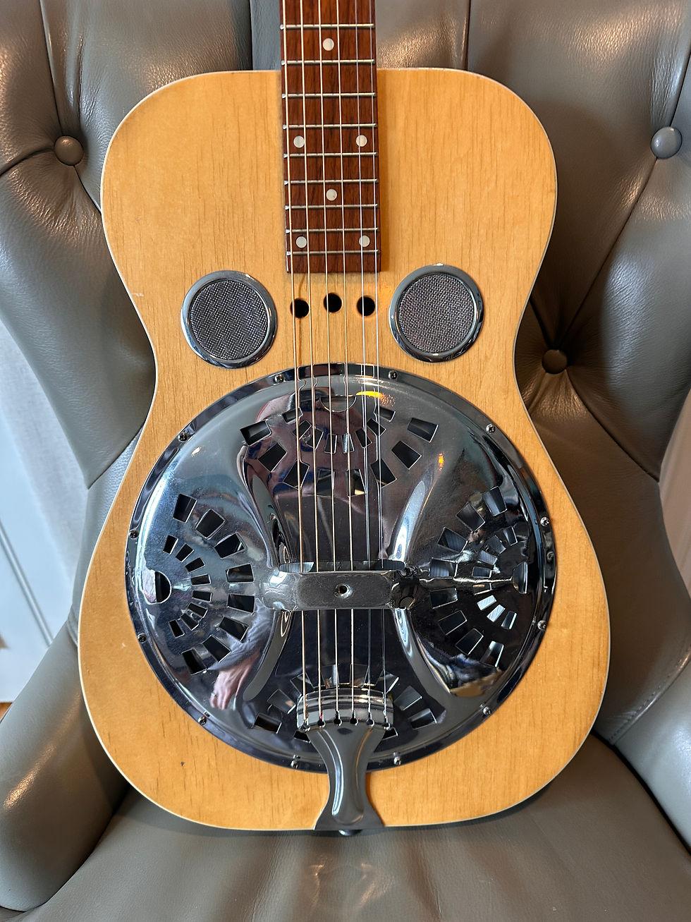 Thumbnail: Dobro D60 Maple