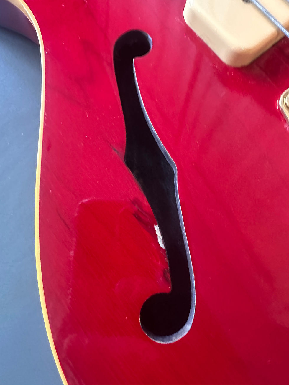 Thumbnail: Gibson Blueshawk