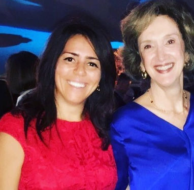 Luciana Brito en la Fiesta de Brasil en Barcelona con la Embajadora de Brasil.