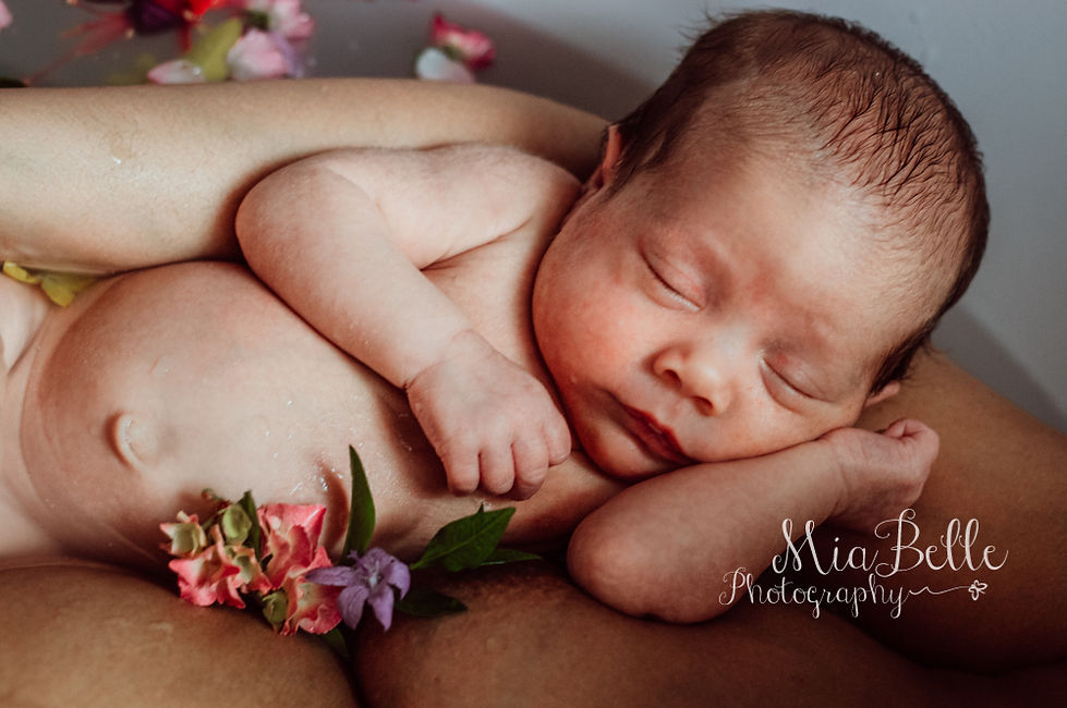 flower bath, baby bath, newborn, new born, baby girl, premmy