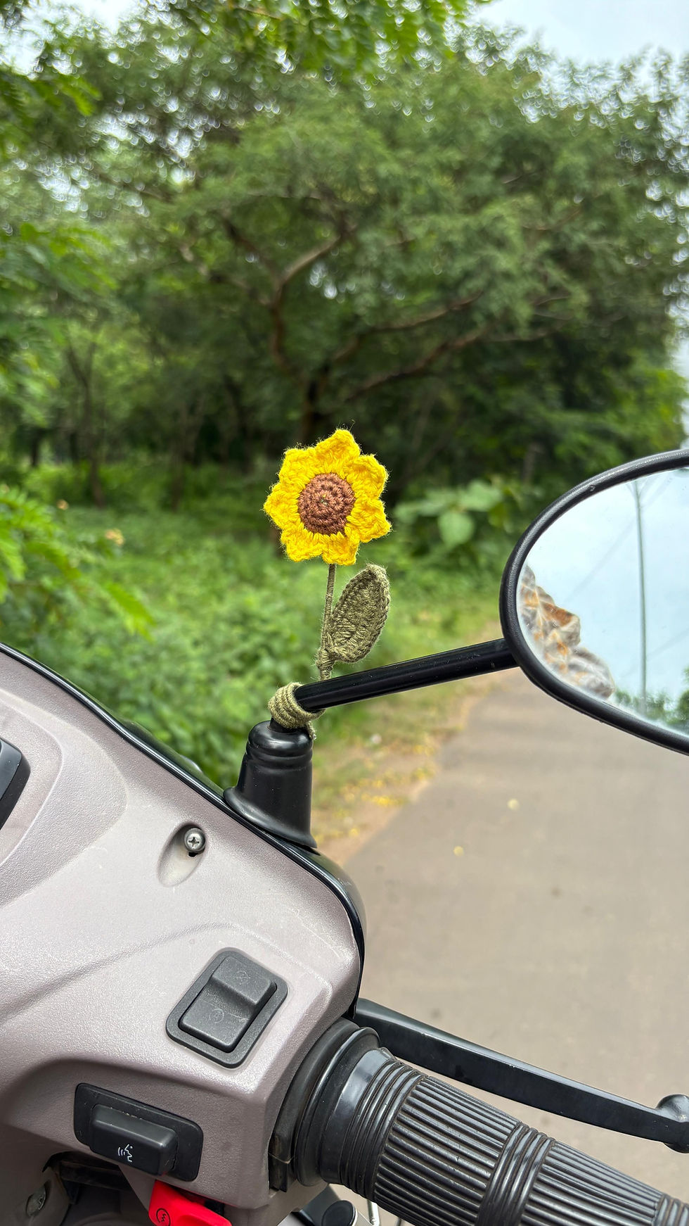 Sunflower Scooty Charm