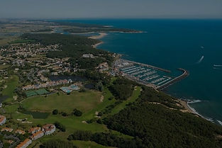 Vue aérienne du port de Bourgenay