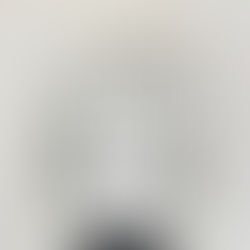 オフホワイトシャツ