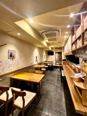 「心斎橋」駅徒歩5分 南船場の1階路面：和食居抜き店舗（約12.4坪)